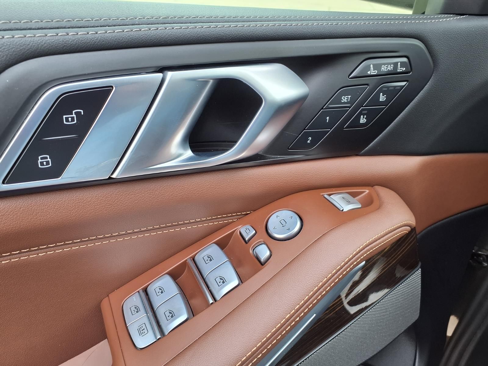 2024 BMW X7 M60i Green at Westside Lexus