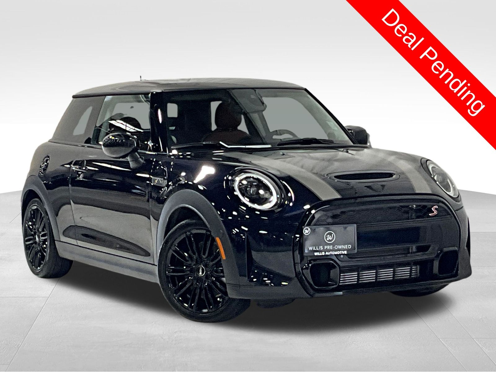 MINI Yours Enigmatic Black Metallic 2023 MINI Cooper Hatchback Front-Wheel Drive 7-Speed Automatic