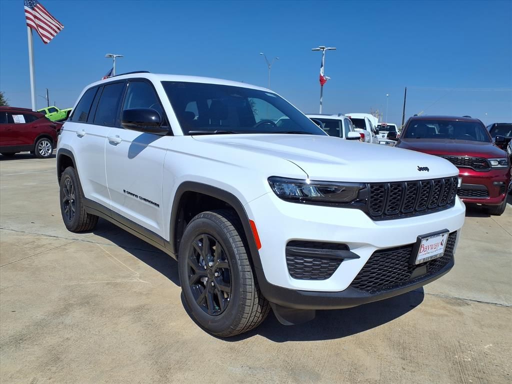 2025 Jeep Grand Cherokee Laredo - 1