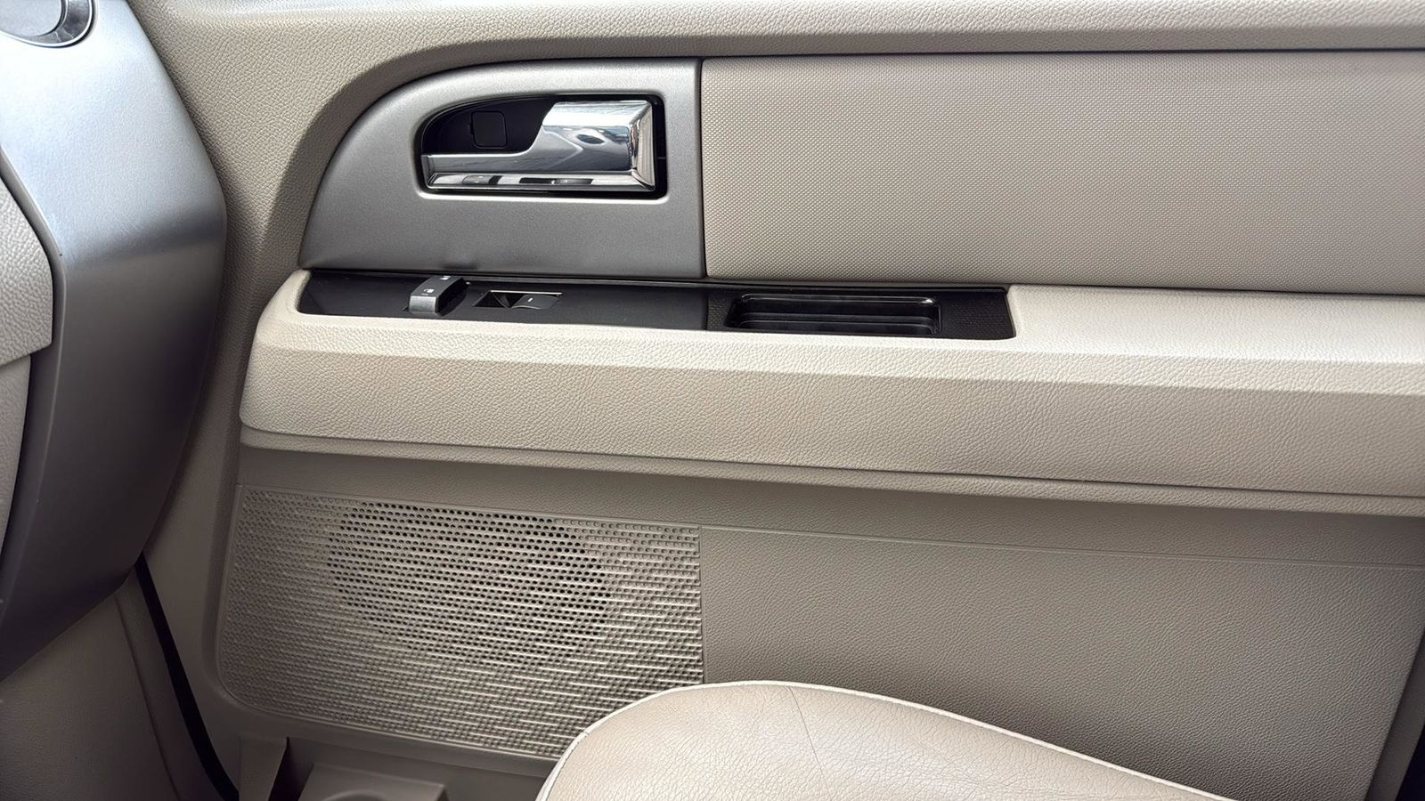 Used Car 2013 Ford Expedition  Limited For Sale Under $12,000 In Austin, Texas