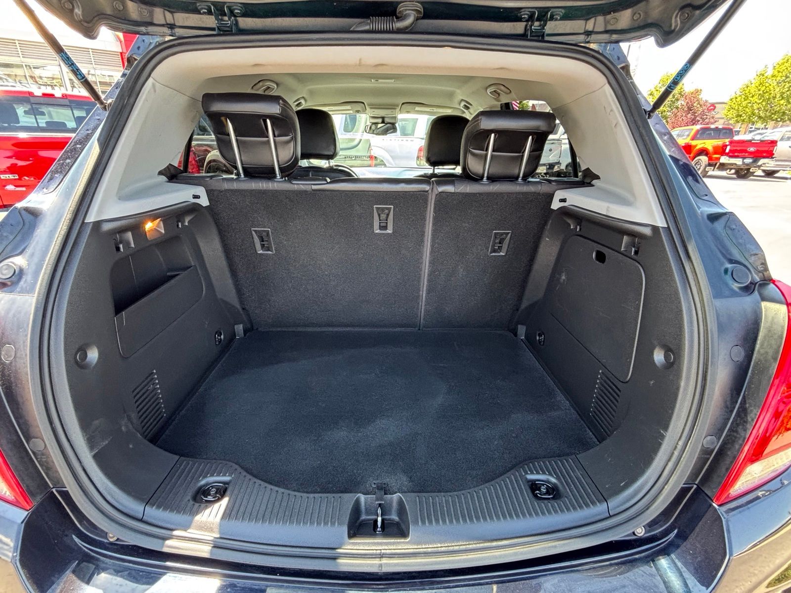 Used 2021 Chevrolet Trax SUV