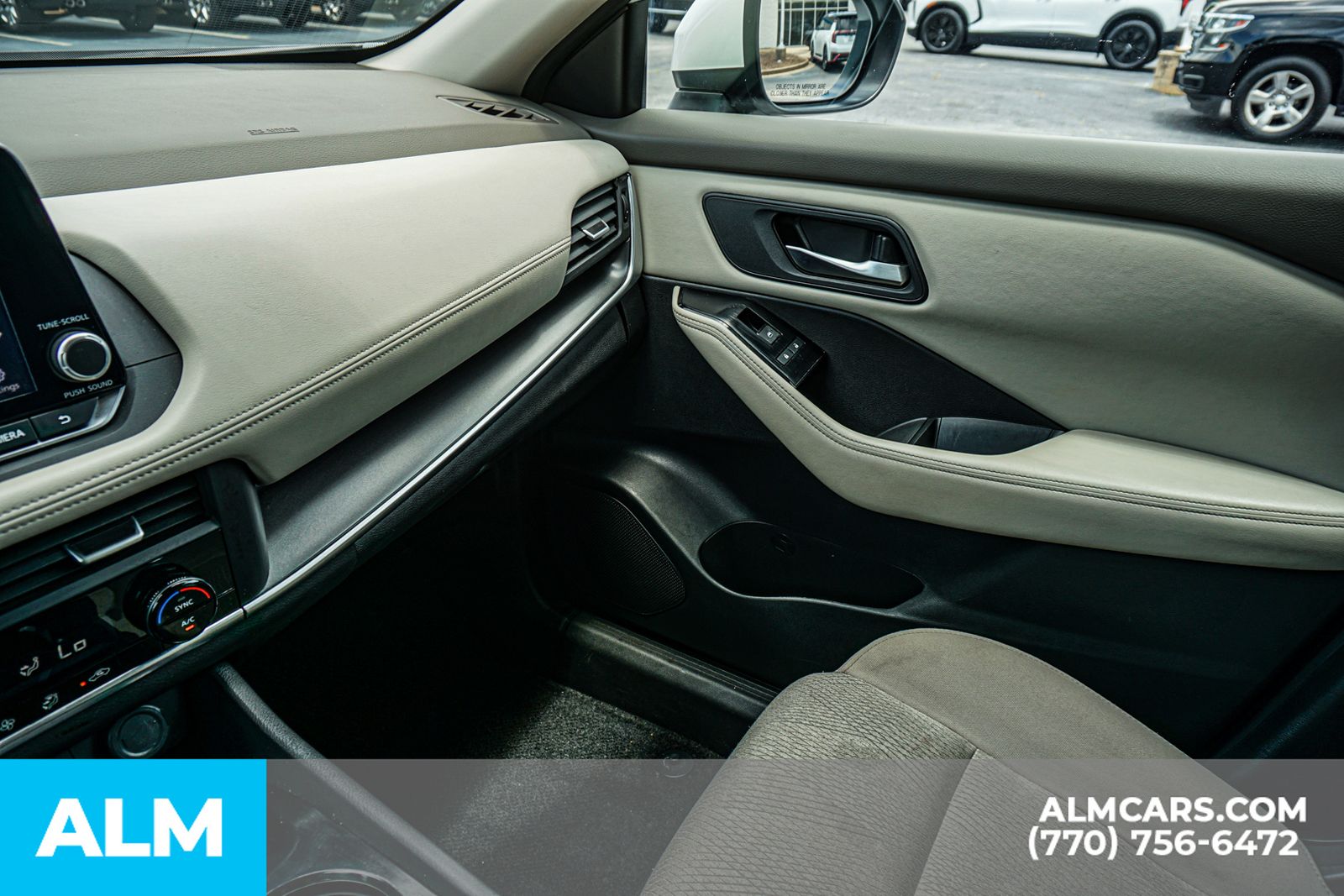 Used 2025 White Nissan SV image 47