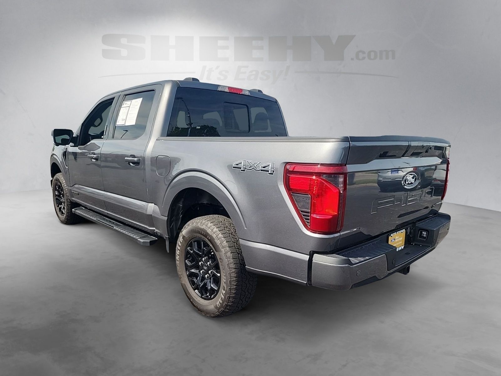 Certified Used 2024 Carbonized Gray Metallic Ford XLT image 12