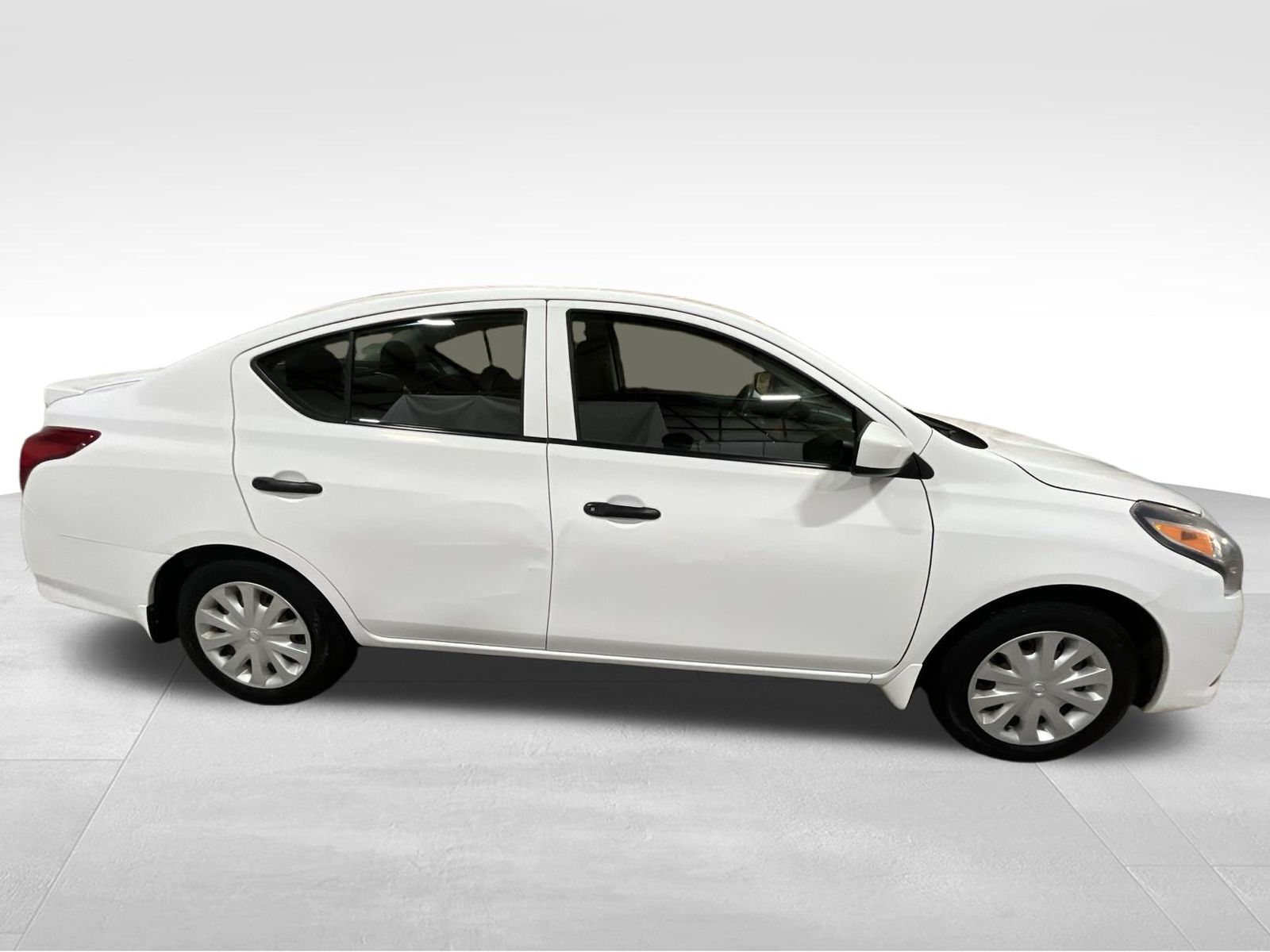 Used Car 2017 Nissan Versa  1.6 S Plus For Sale Under $10,000 In Austin, Texas