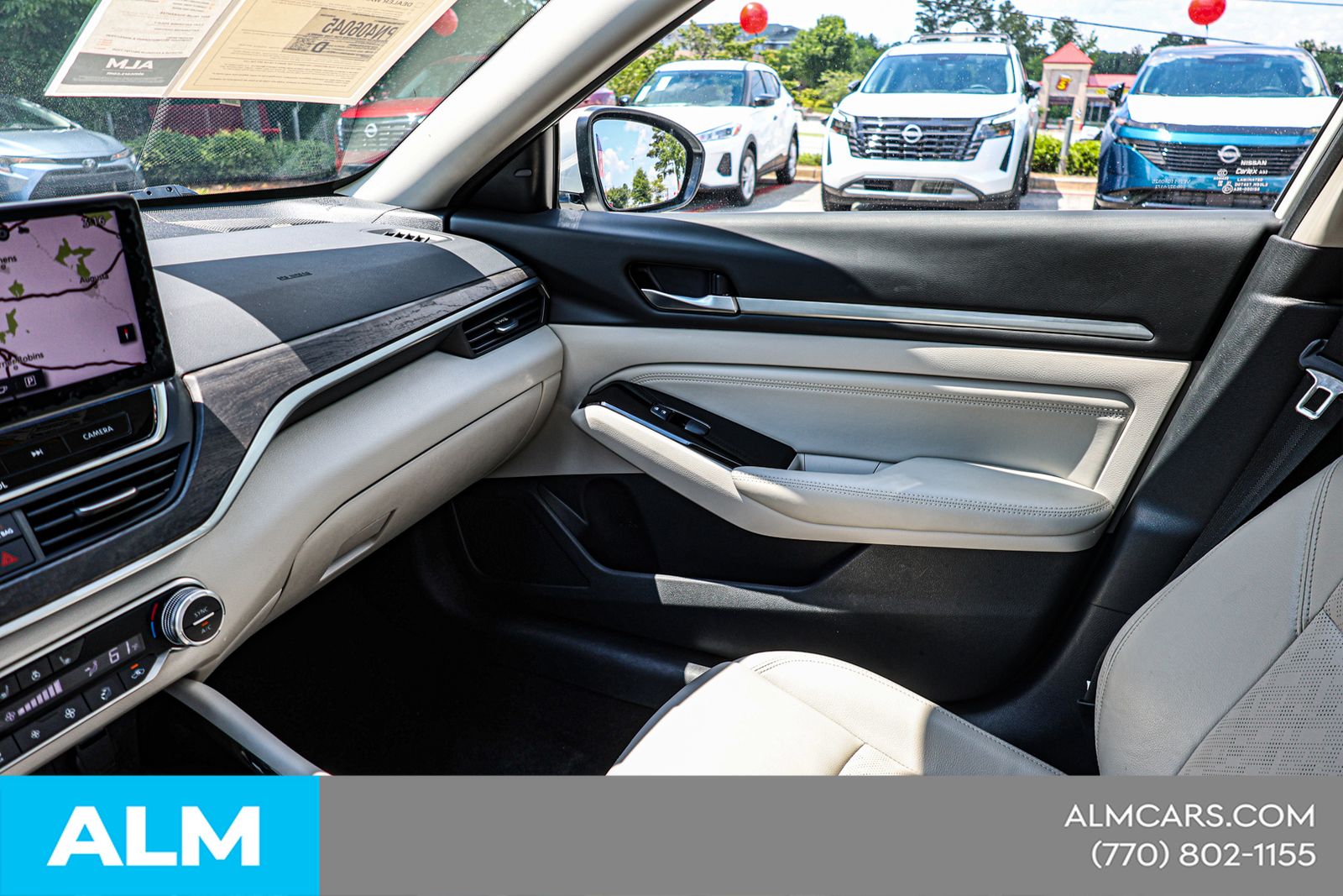 Used 2023 White Nissan 2.5 SL image 37