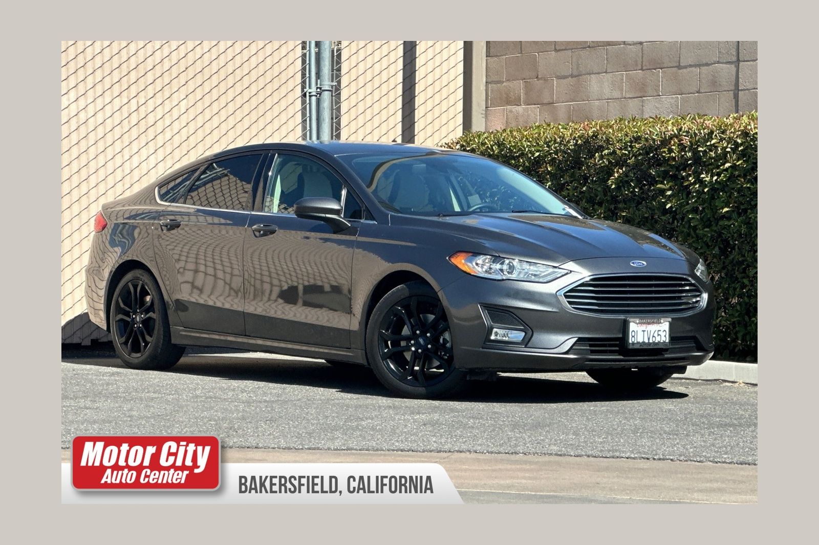 Gray (Magnetic) 2019 Ford Fusion SE Sedan Front-Wheel Drive 6-Speed Automatic