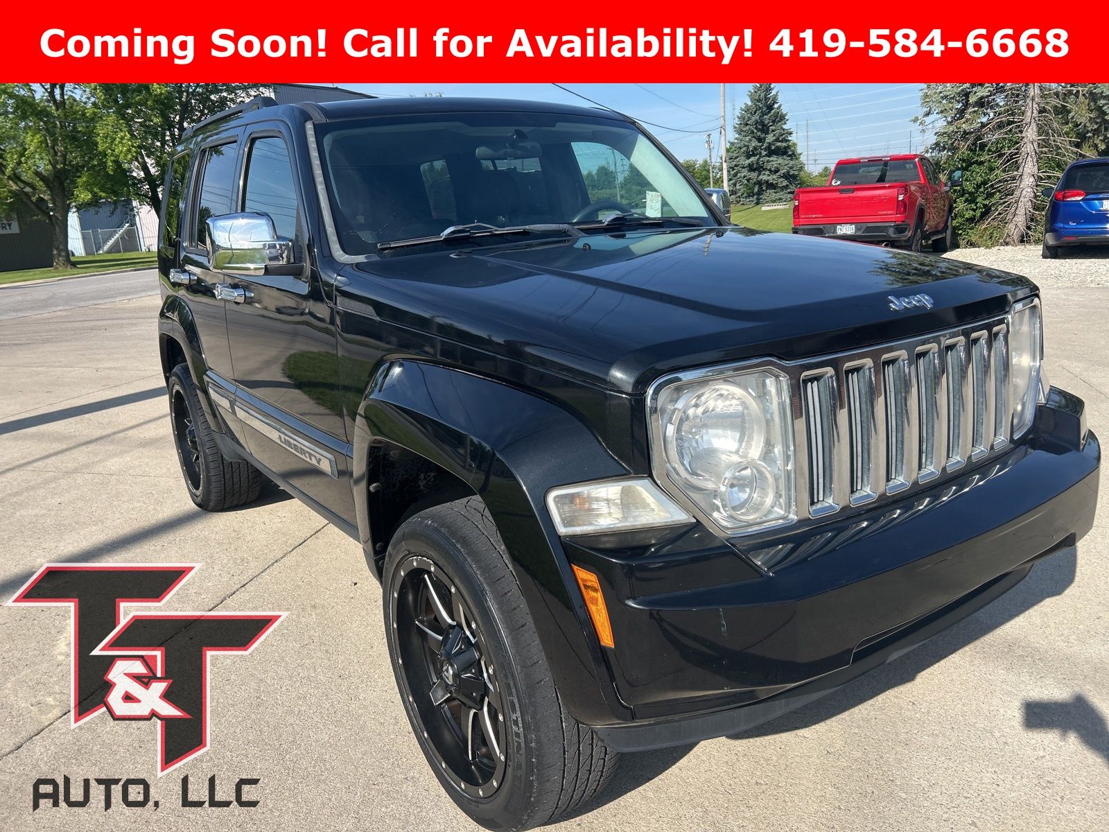 Brilliant Black Crystal Pearlcoat 2012 Jeep Liberty Sport SUV / Crossover 4X2 4-Speed Automatic