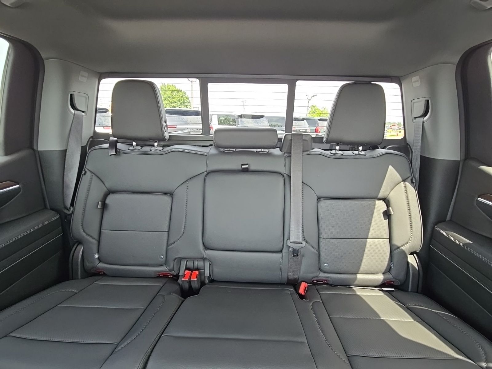 Used 2024 Red GMC Denali image 41