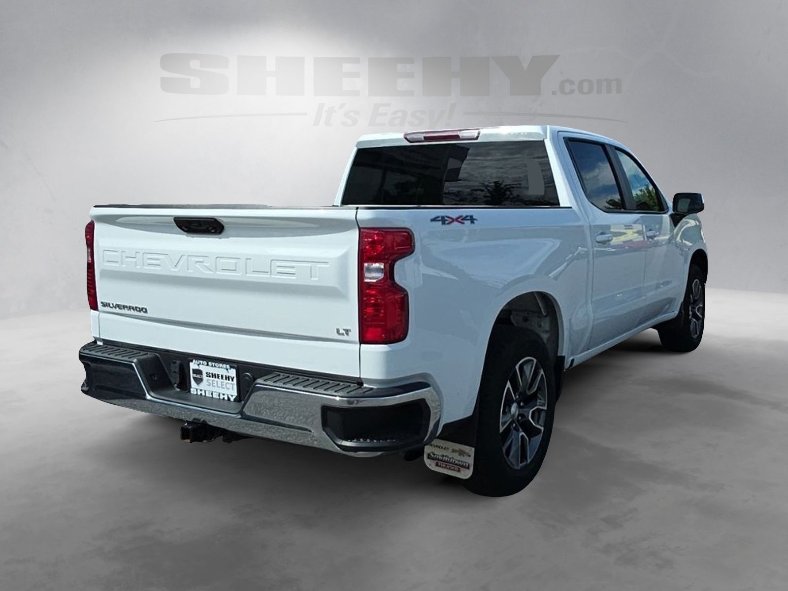 Used 2023 White Chevrolet LT image 13