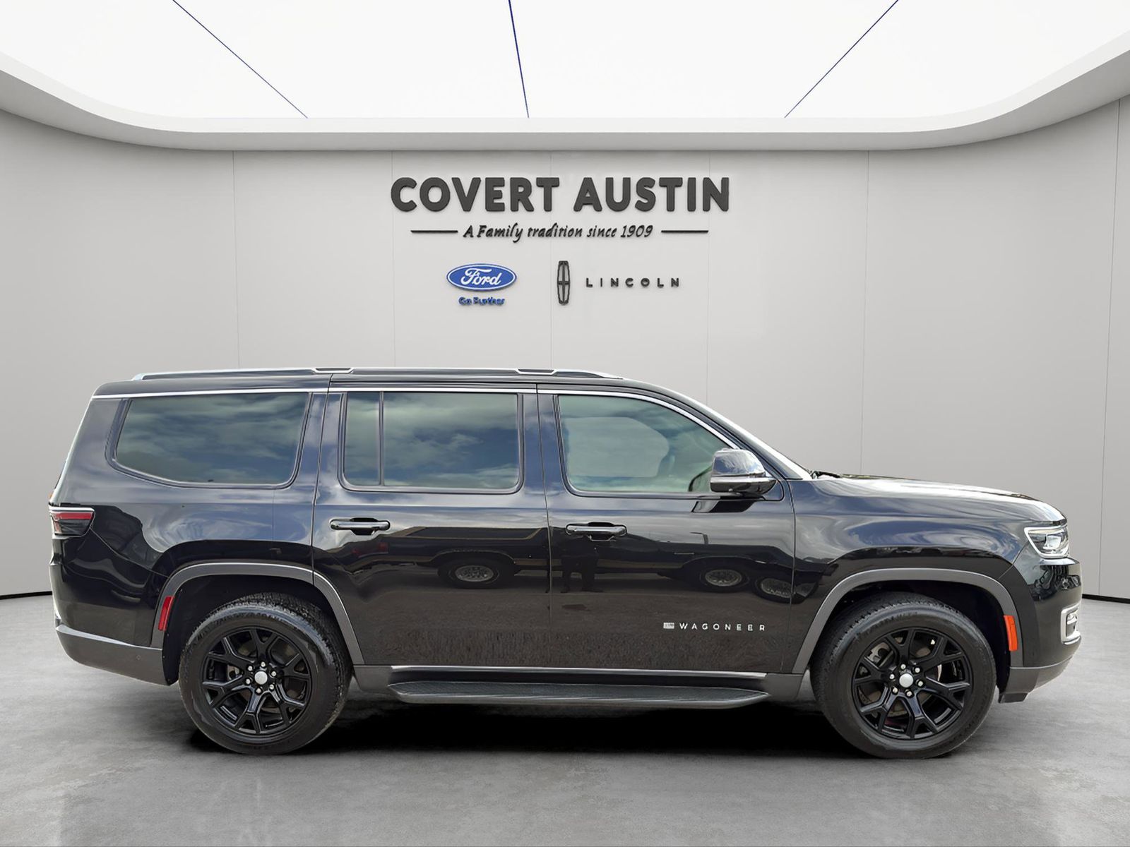 Used Car 2022 Jeep Wagoneer  Series I For Sale Under $40,000 In Austin, Texas