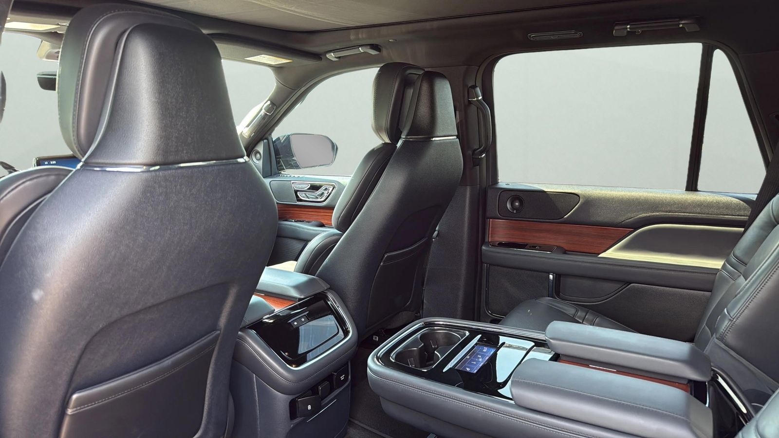Used Car 2024 Lincoln Navigator  Reserve For Sale Under $70,000 In Austin, Texas