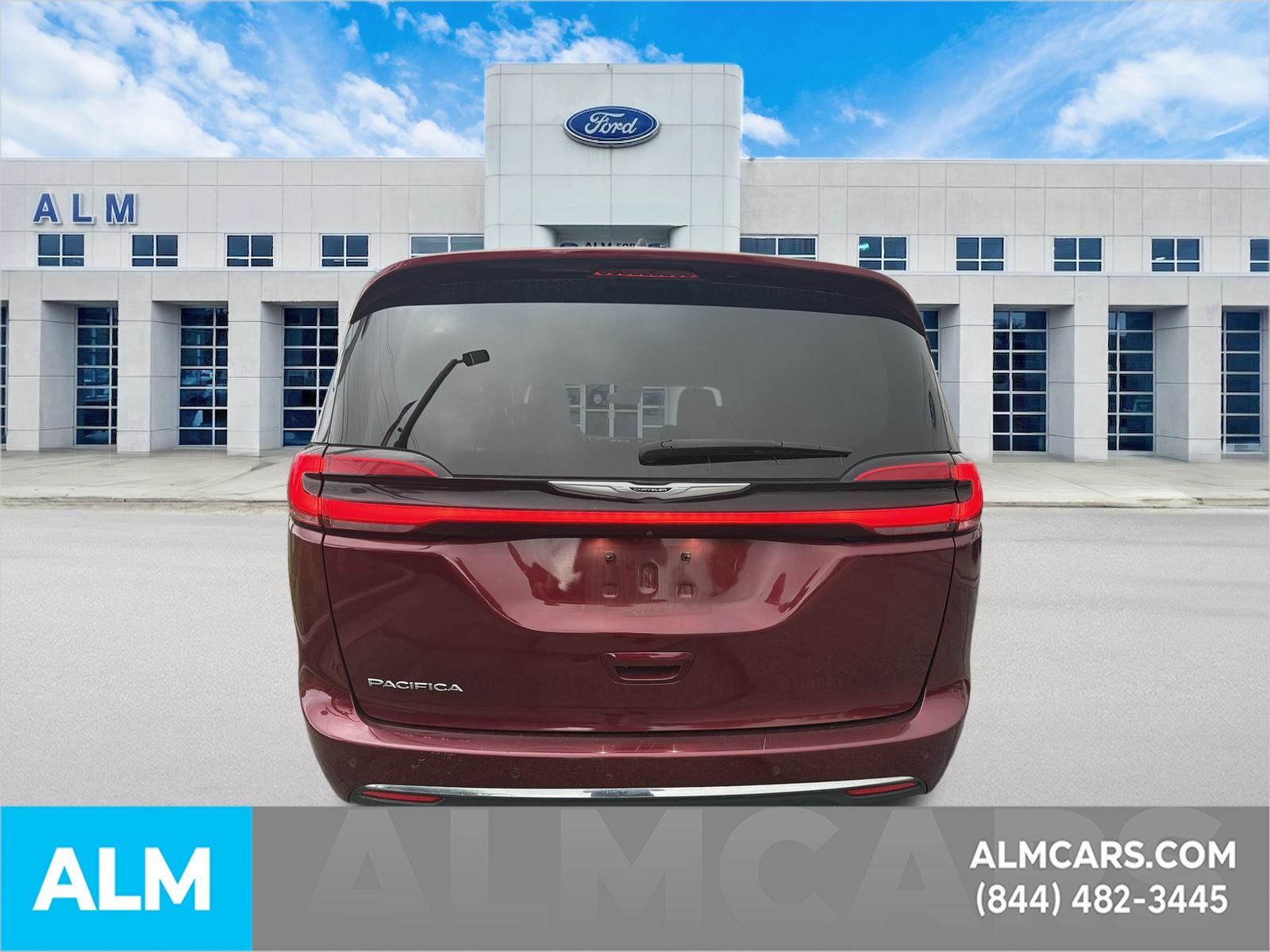 Used 2023 Velvet Red Pearlcoat Chrysler Touring L image 8