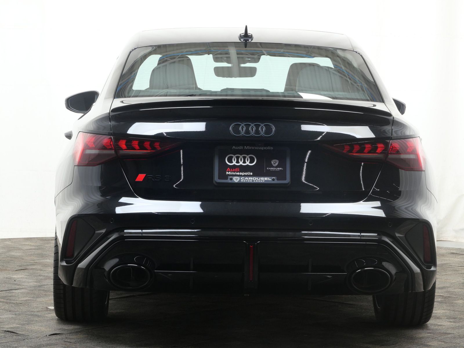 View vehicle photo 5