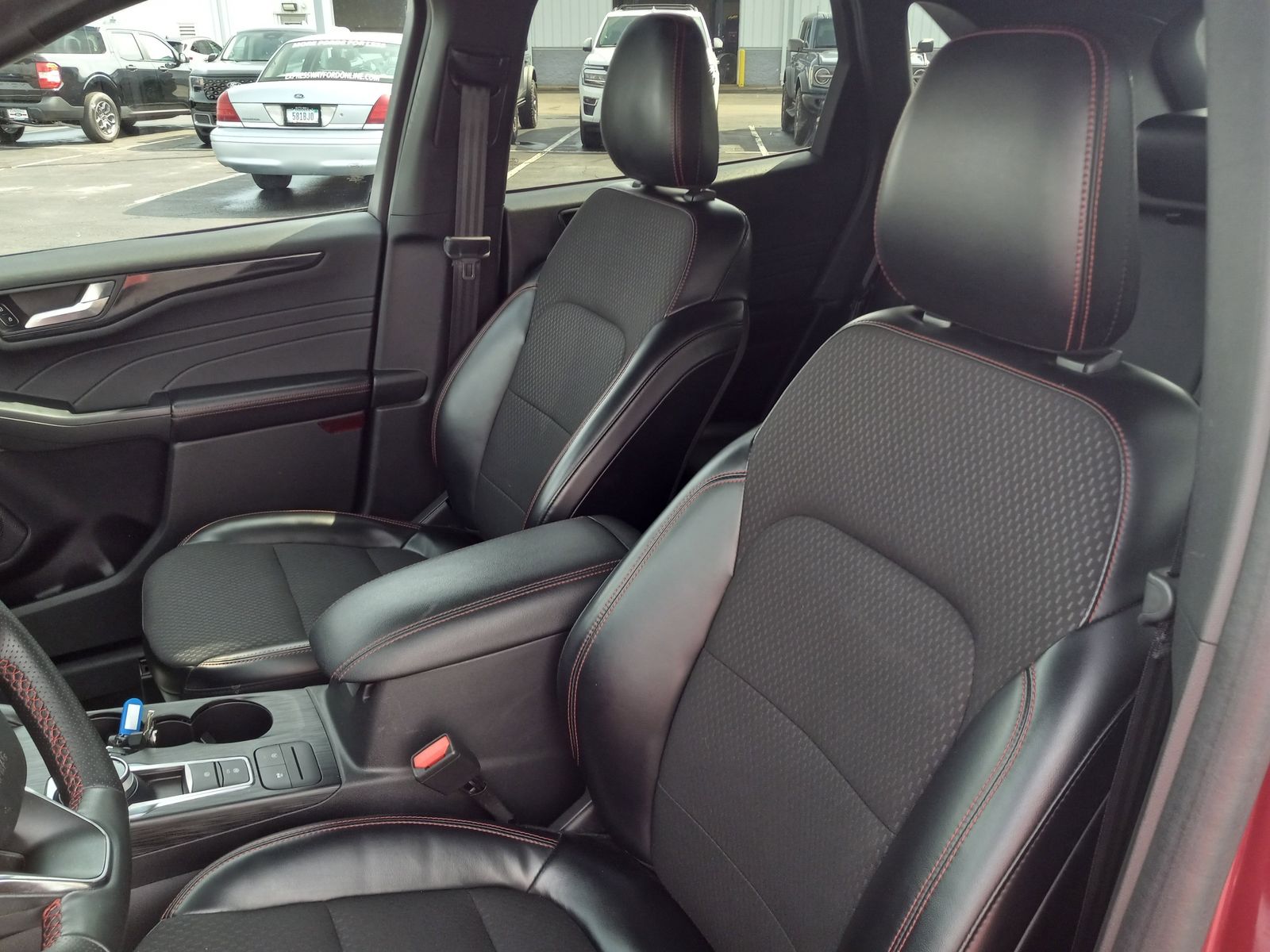 2024 Ford Escape image 14