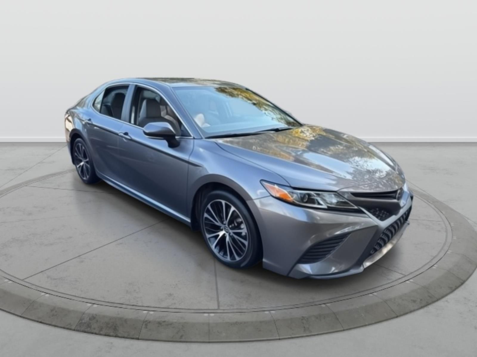 2020 Toyota Camry 2.5 Auto SE AWD's photo