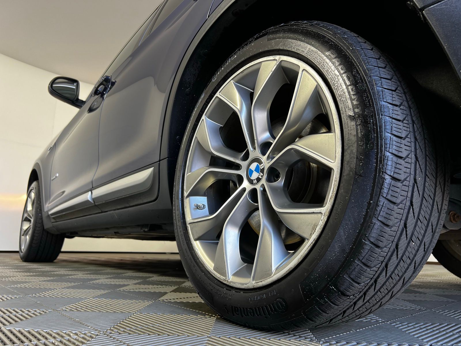 Thumbnail: 2017 BMW X3 - 29