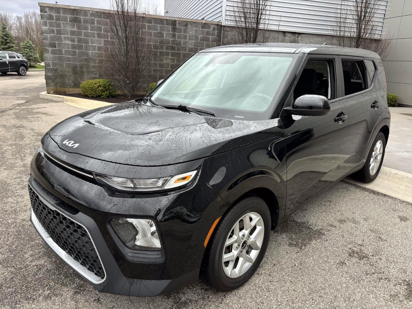 2022 Kia Soul LX FWD