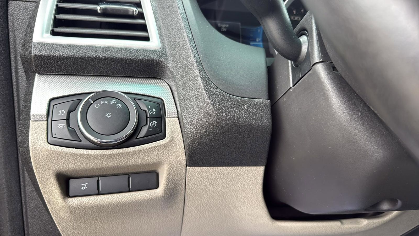 Used Car 2015 Ford Explorer  Xlt For Sale Under $20,000 In Austin, Texas