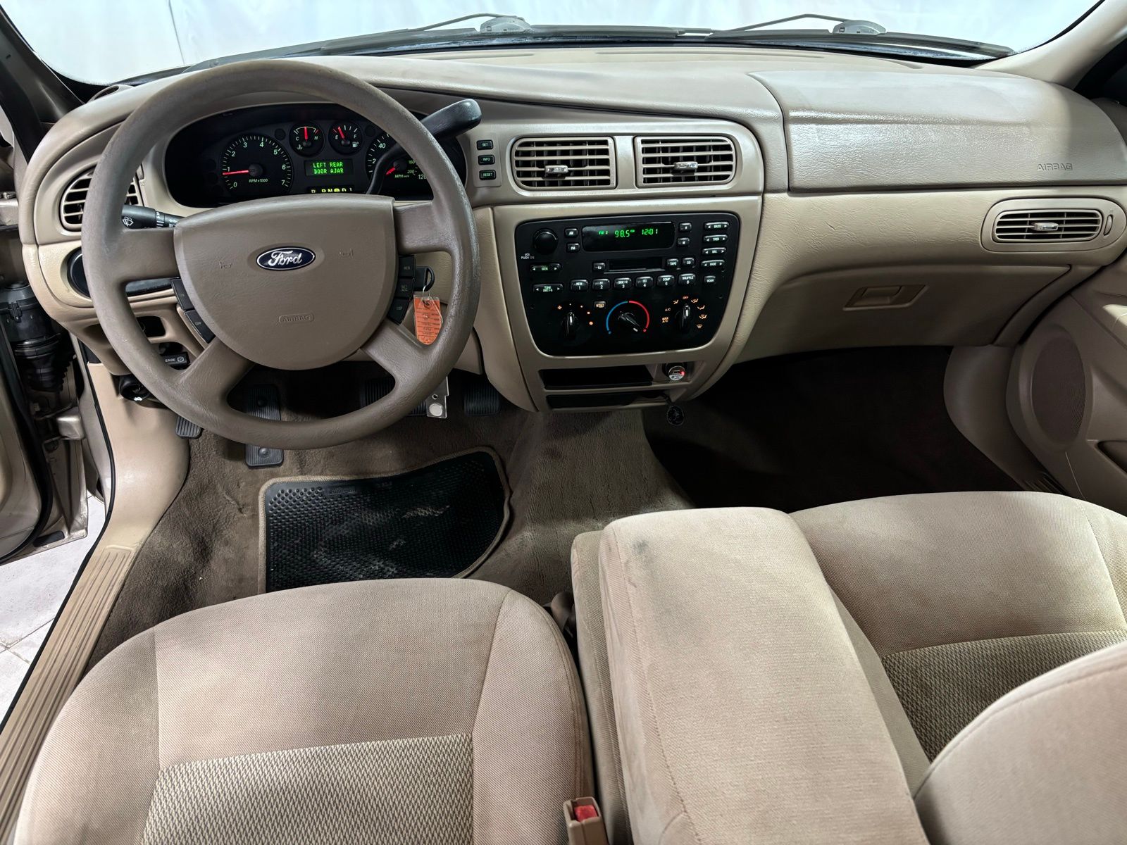 Used Car 2004 Ford Taurus  Se For Sale Under $10,000 In Austin, Texas