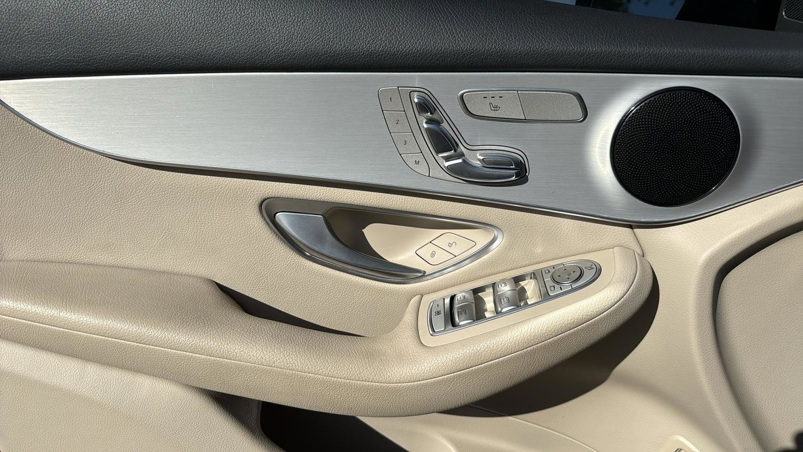 Used Car 2022 Mercedes-benz Glc  Glc 300 For Sale Under $30,000 In Austin, Texas