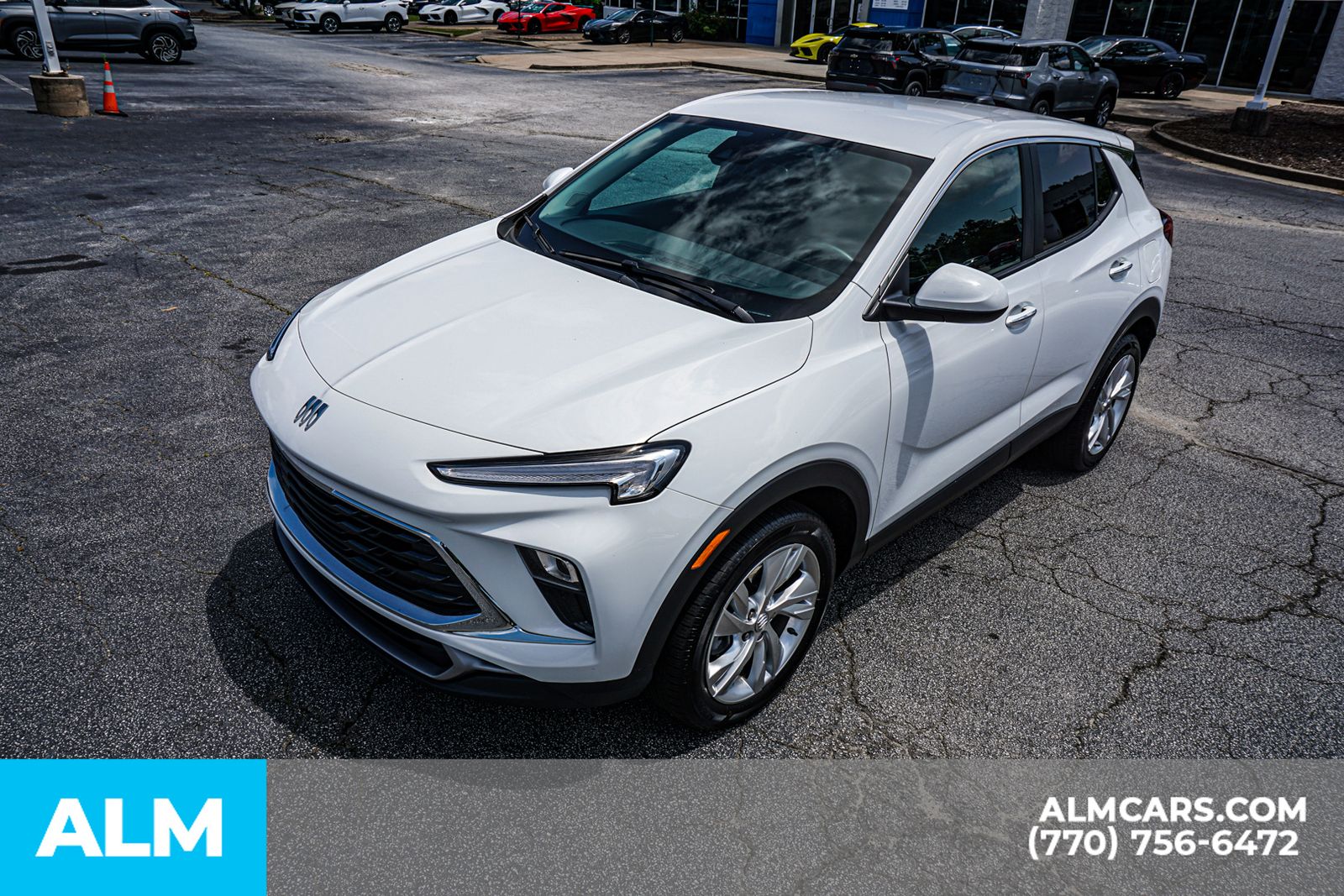 Used 2025 White Buick Preferred image 19