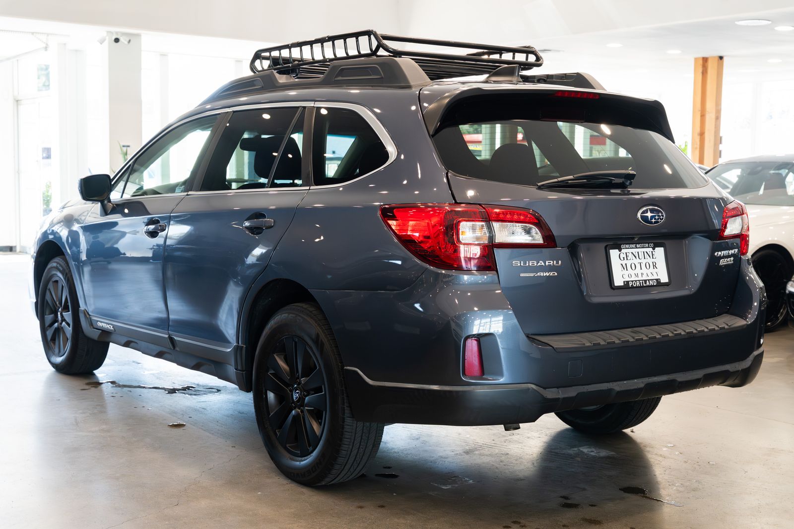 View vehicle photo 6