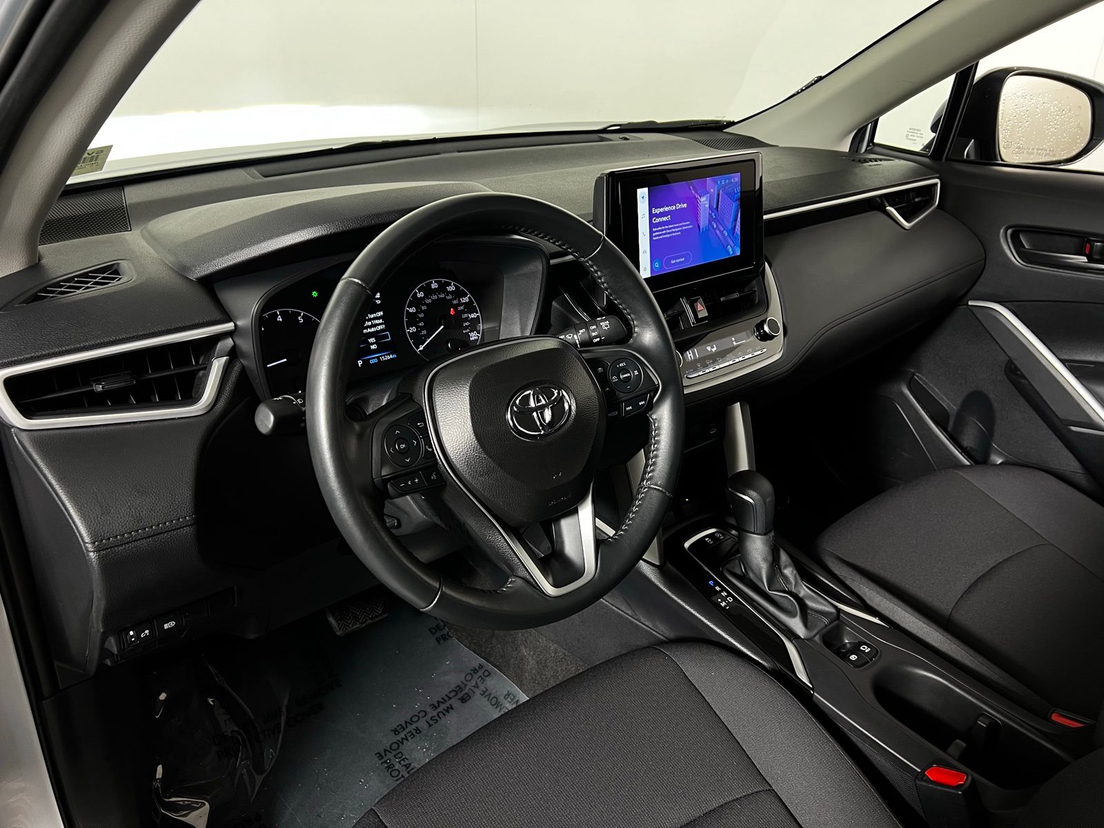 Thumbnail: 2025 Toyota Corolla Cross - 12