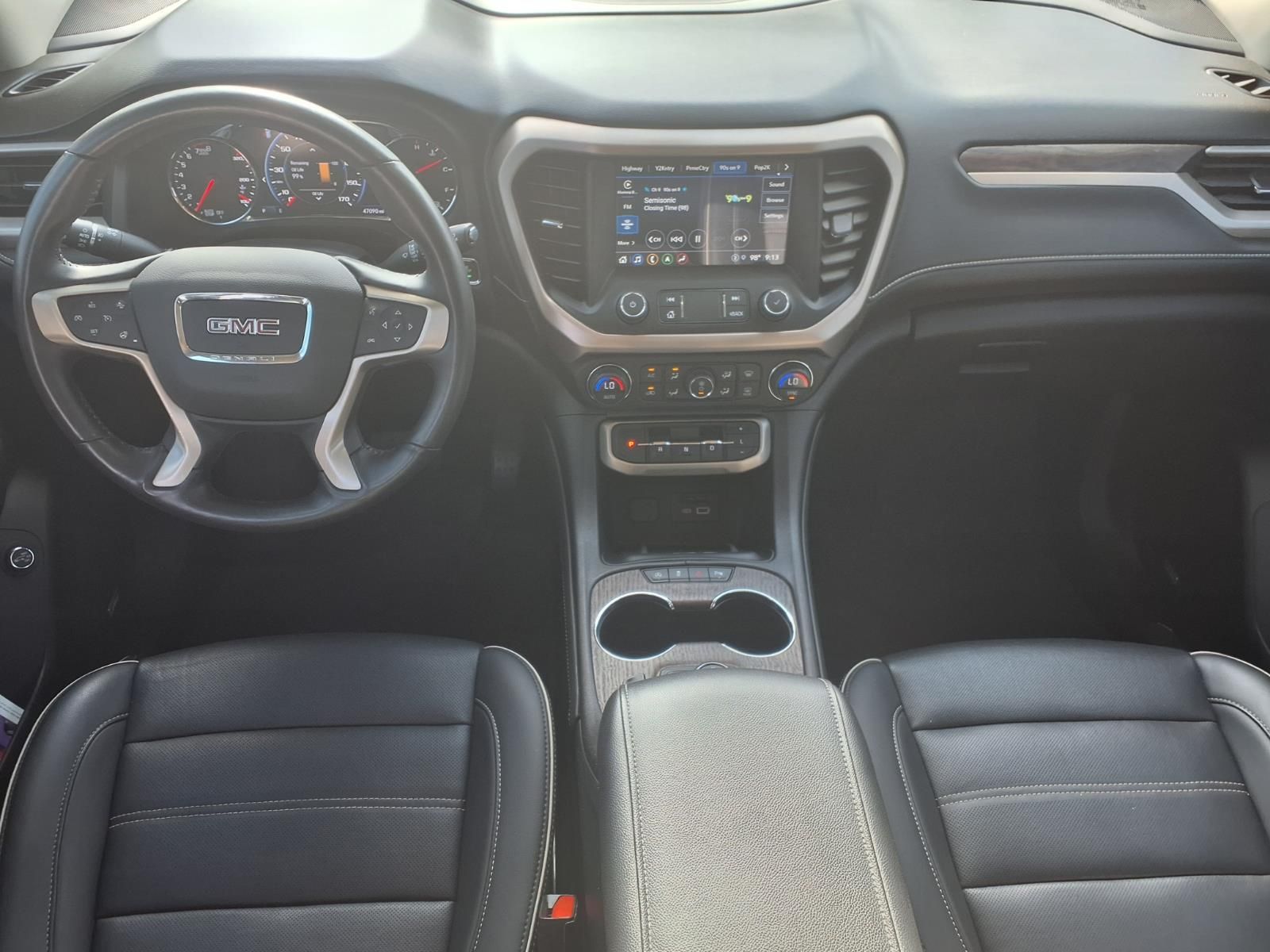 2022 GMC Acadia Denali Green at AutoSavvy Houston Southwest