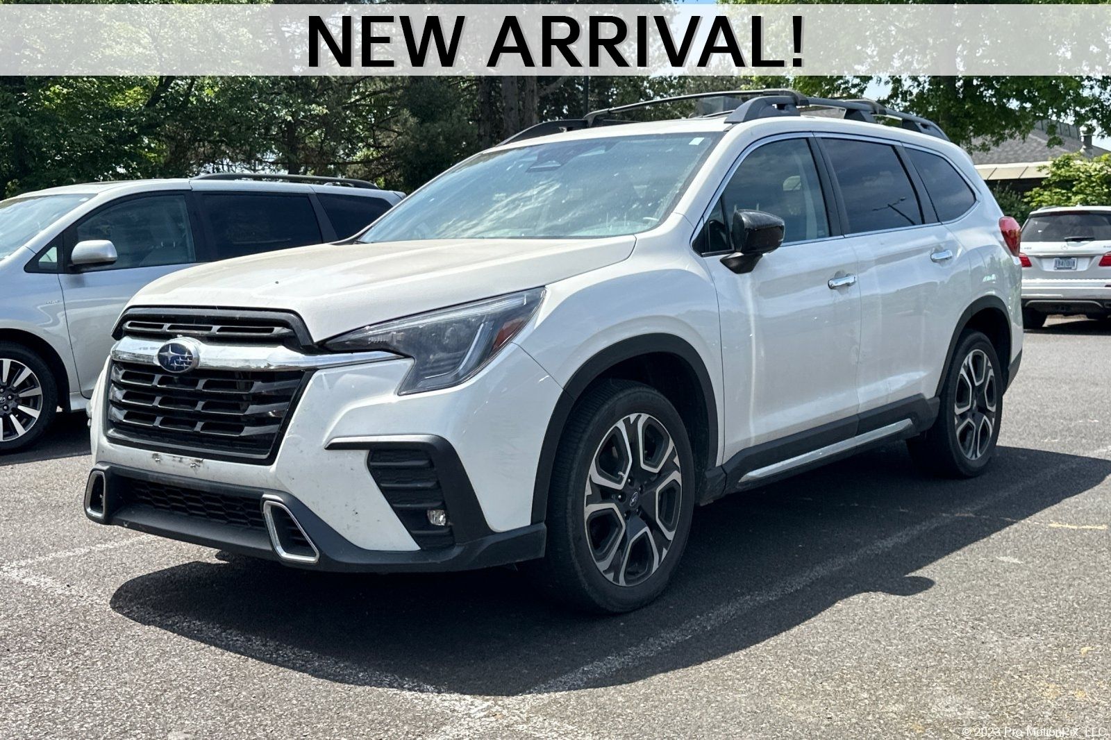 2024 Subaru Ascent Touring's photo