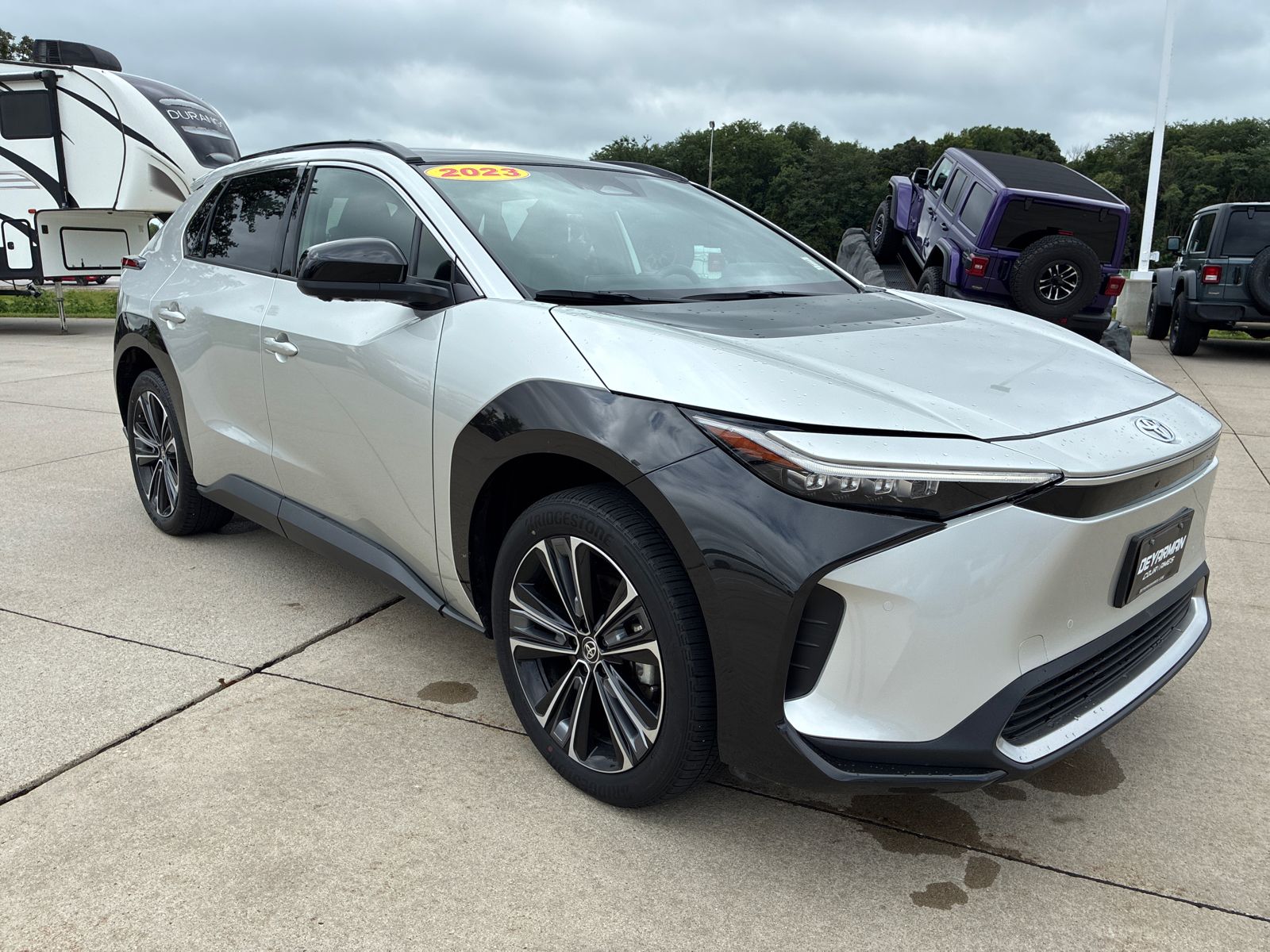  2023 Toyota bZ4X Limited AWD   