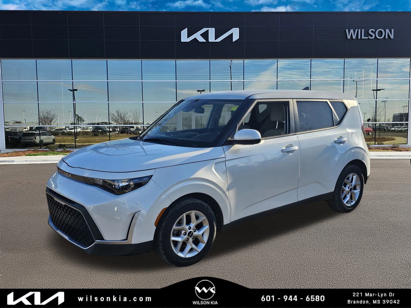 2023 Kia Soul LX FWD