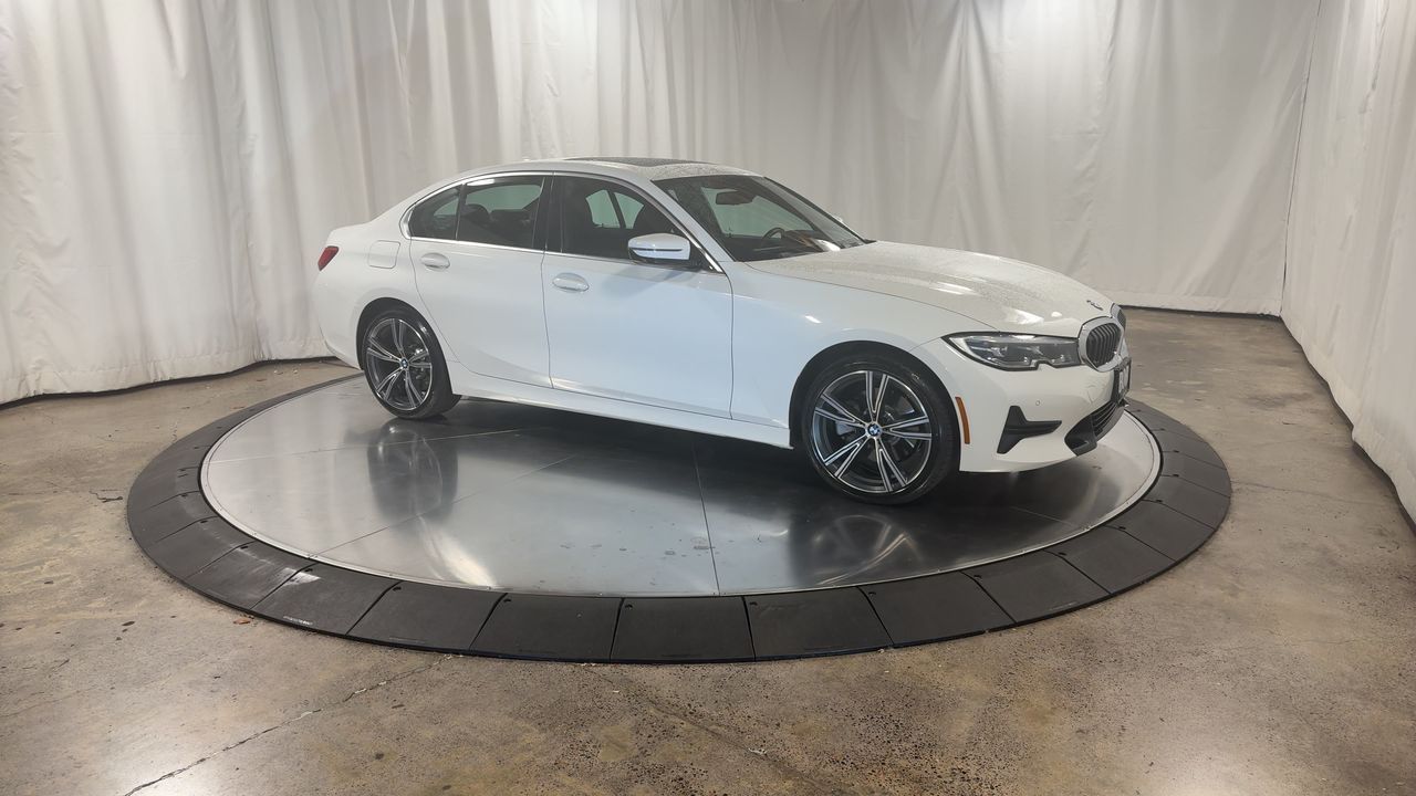 2021 Bmw 330i xDrive photo 2