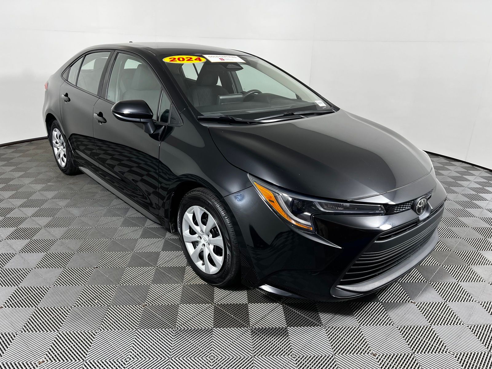 Thumbnail: 2024 Toyota Corolla - 3
