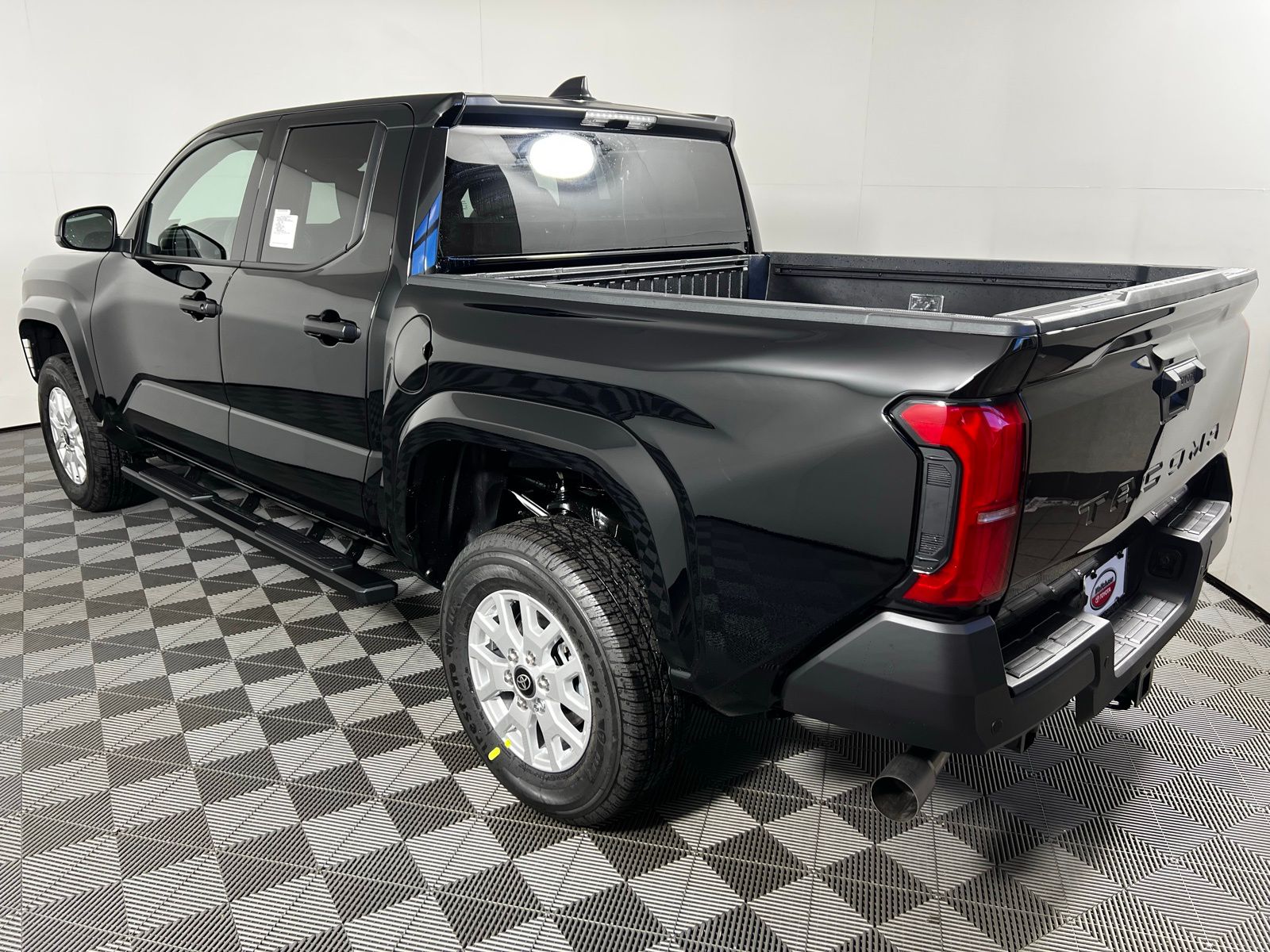 Thumbnail: 2025 Toyota Tacoma - 7