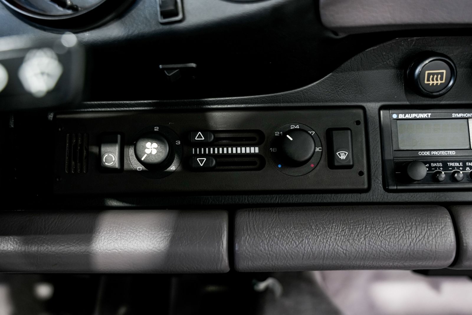 1991 Porsche 911 Carrera Targa — photo 14