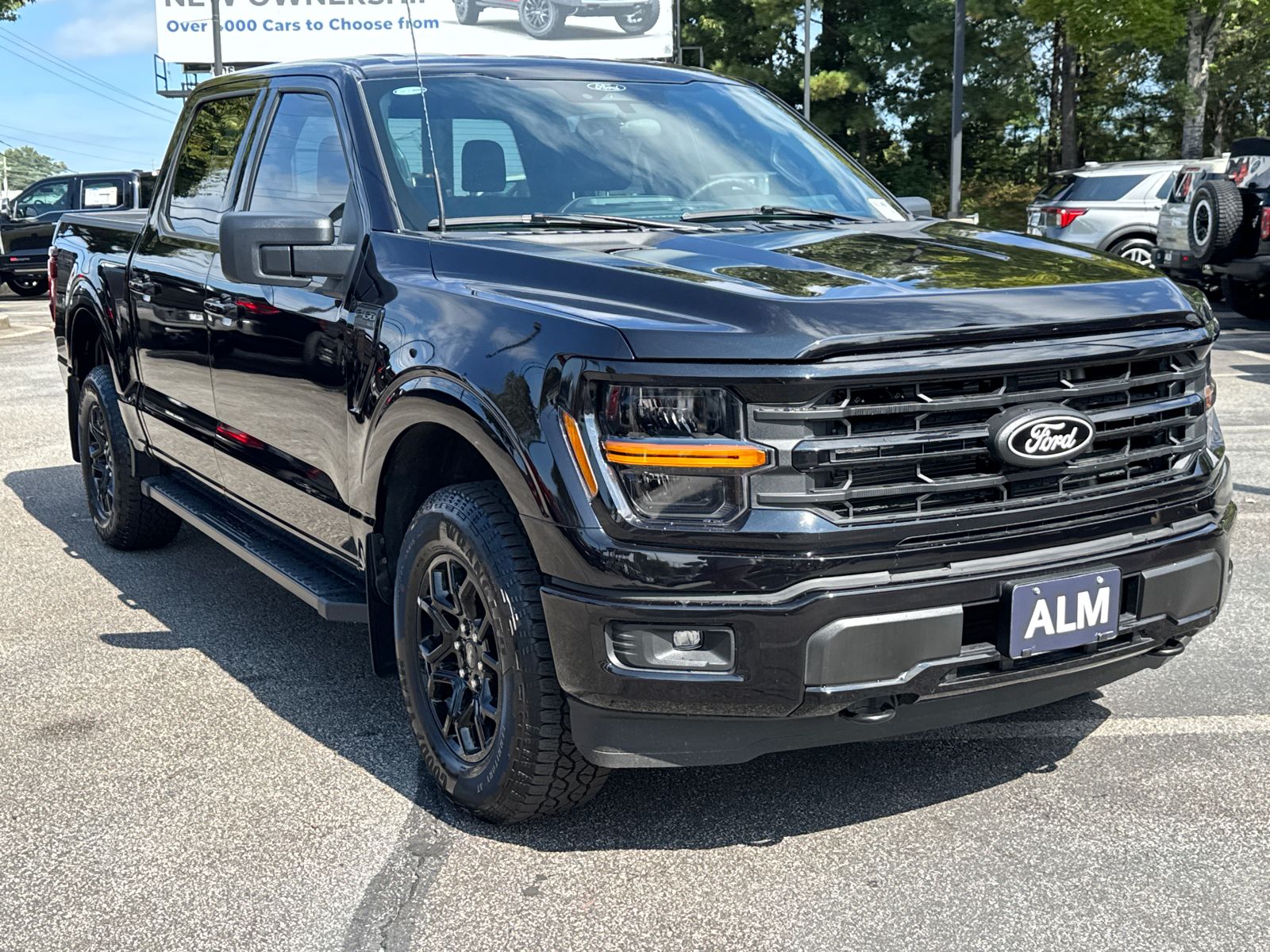 2025 Ford F-150 XLT photo 2
