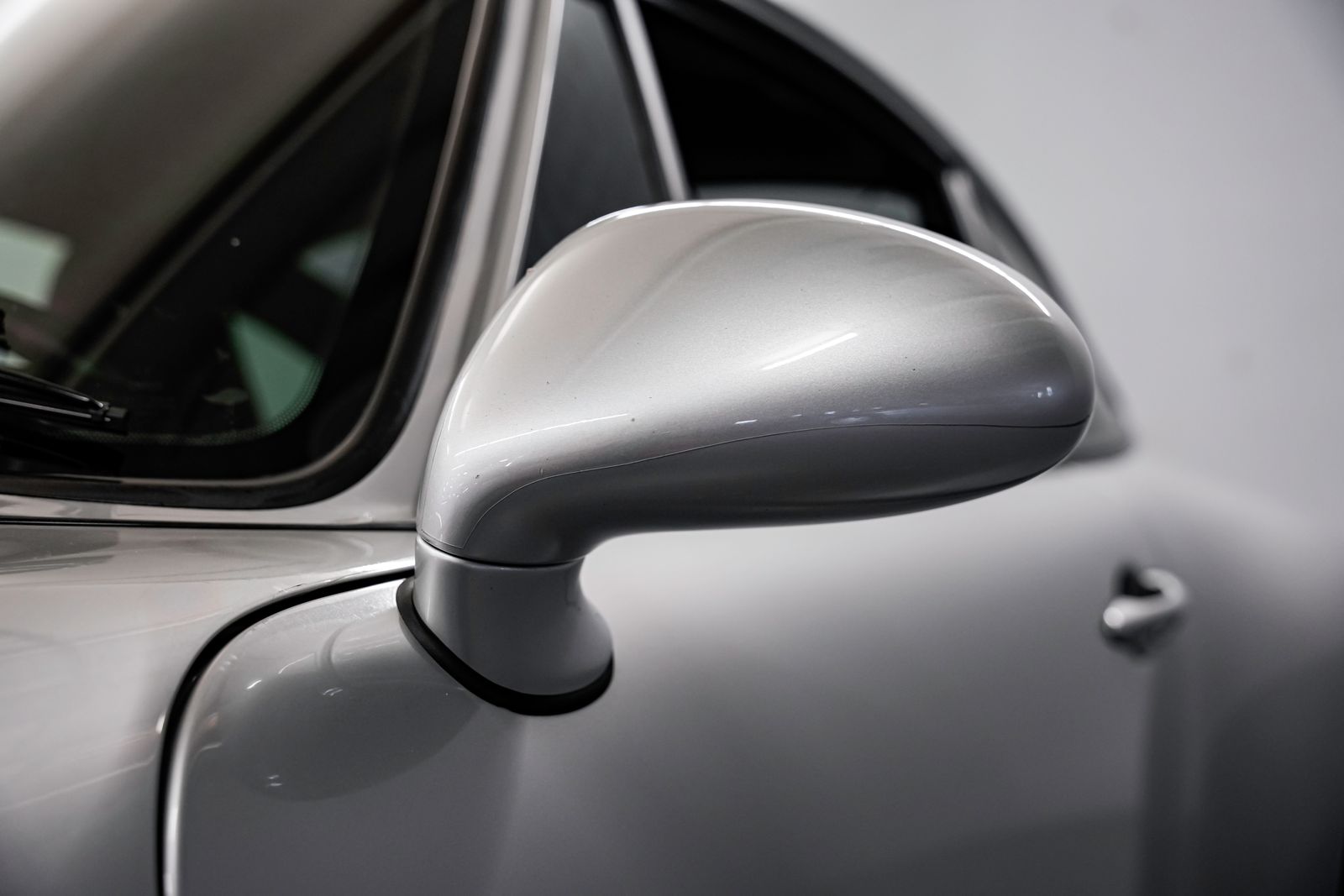 1998 Porsche 911 Carrera S — photo 32