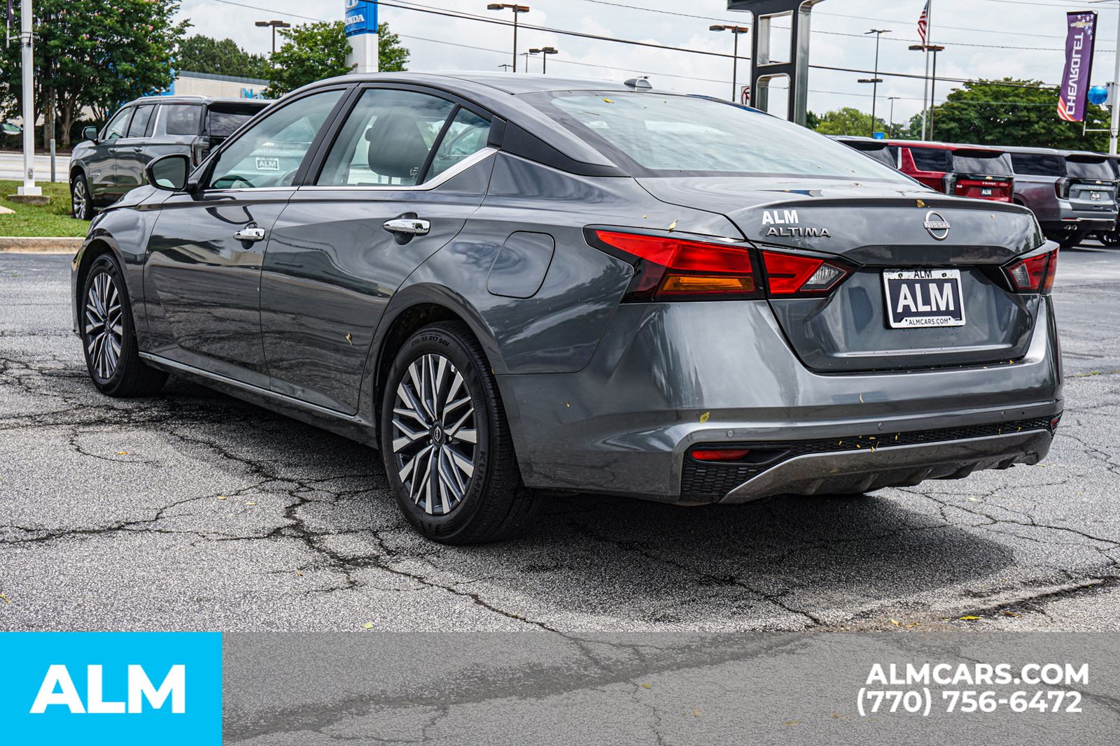 Used 2025 Gray Nissan 2.5 SV image 8