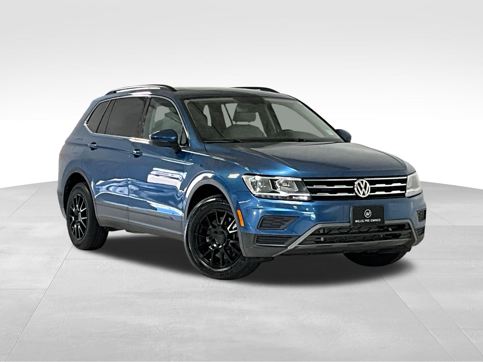 Silk Blue Metallic 2019 Volkswagen Tiguan SUV / Crossover All-Wheel Drive 8-Speed Automatic