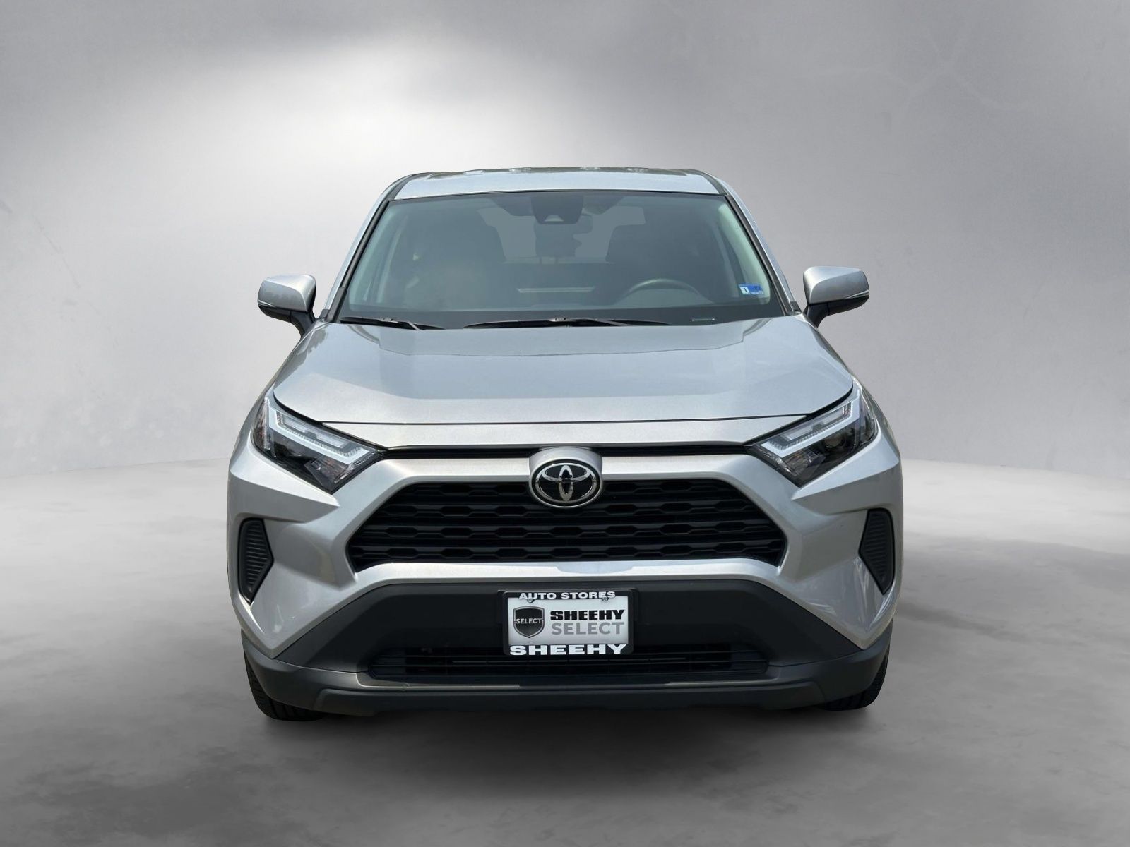 Used 2025 Silver Toyota LE image 14