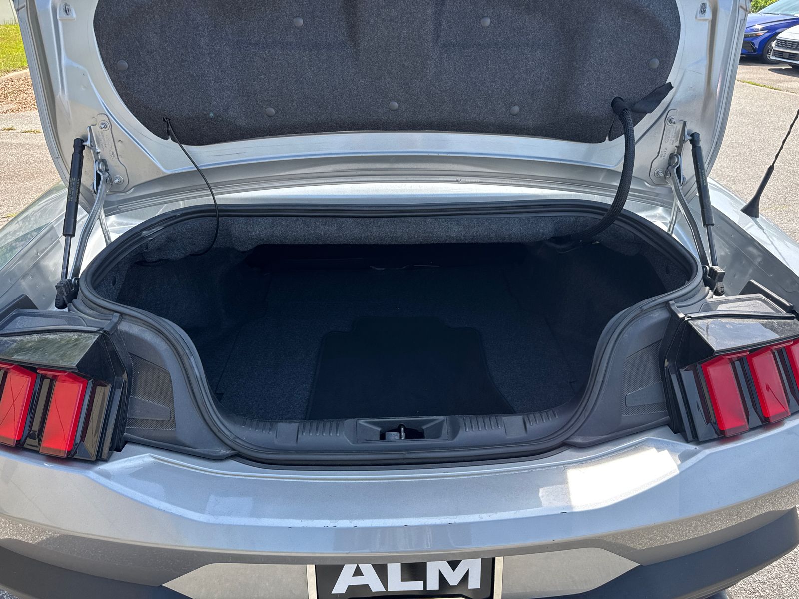 Used 2025 Silver Ford EcoBoost Premium image 16