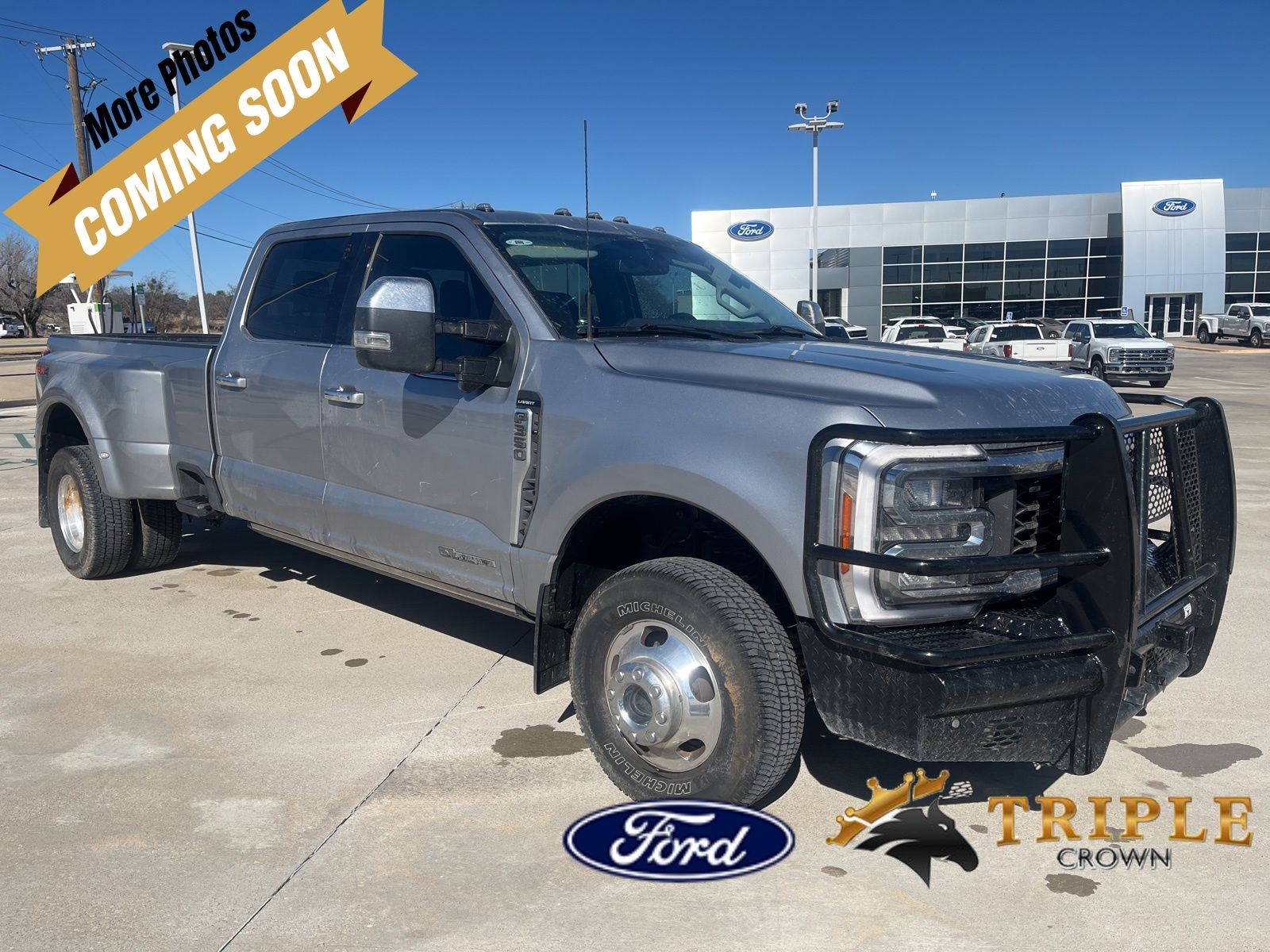 2023 Ford F-350 Super Duty Lariat Crew Cab LB DRW 4WD