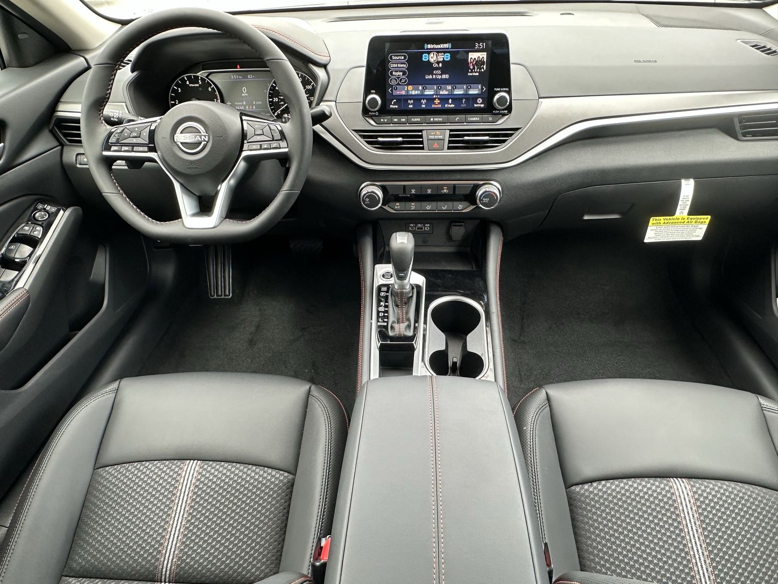 2025 Nissan Altima 2.5 SR photo 2