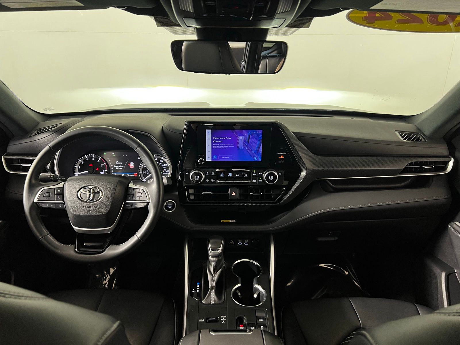 2024 Toyota Highlander XSE 25