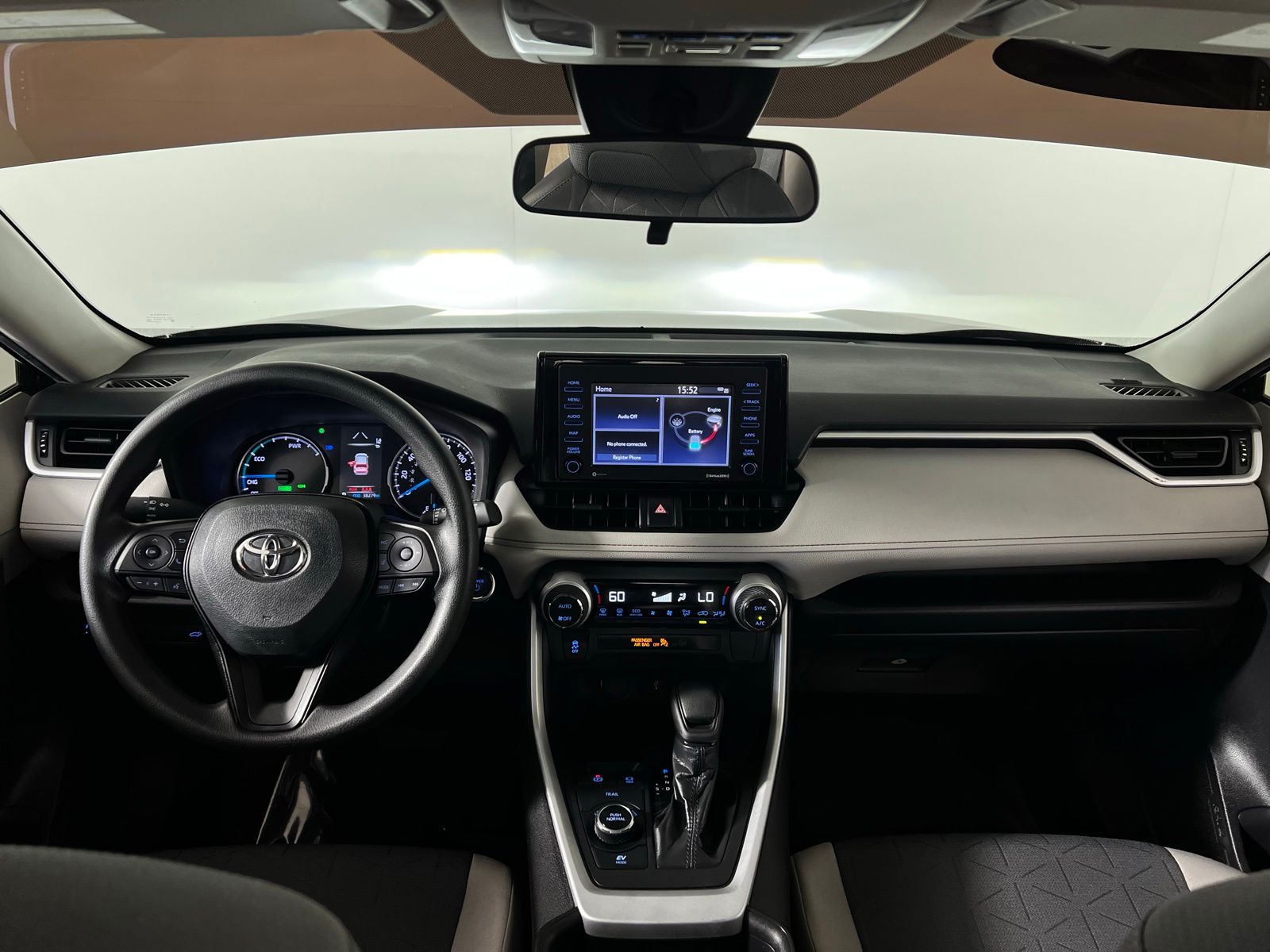 Thumbnail: 2022 Toyota RAV4 - 24