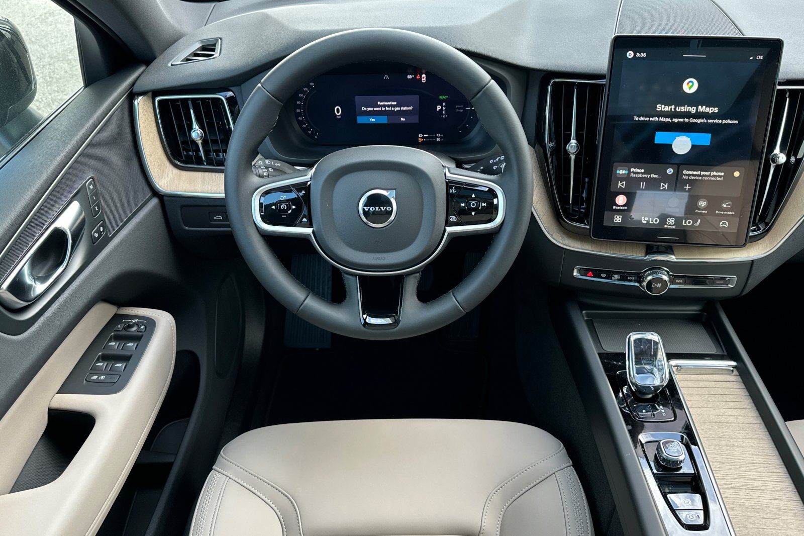 New 2026 Blue Volvo T8 Plus image 14