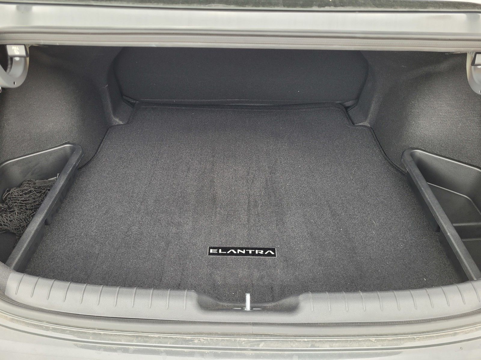 2026 Hyundai Elantra SEL Sport - Photo 33