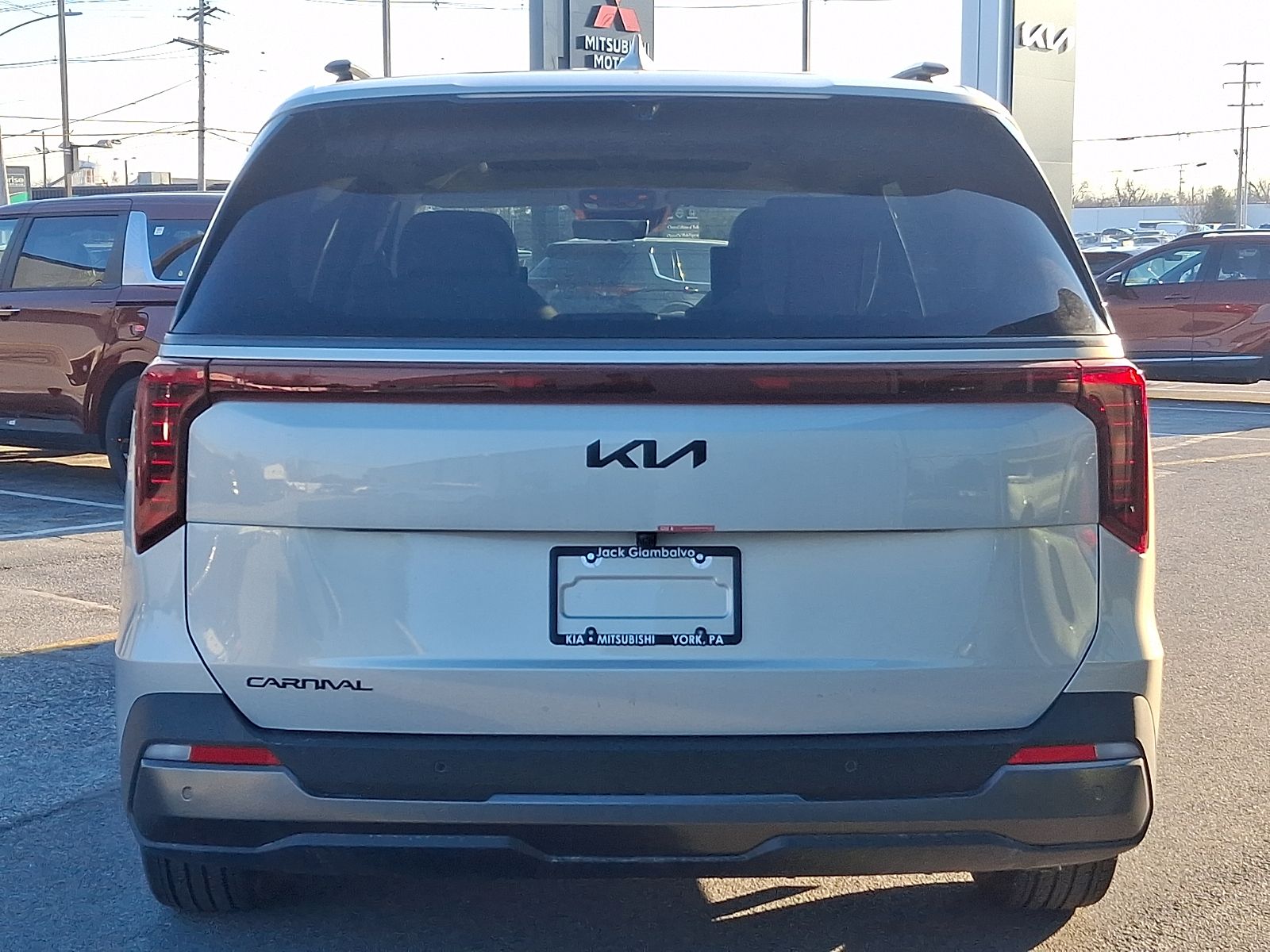 2025 Kia Carnival SX Prestige - Photo 6