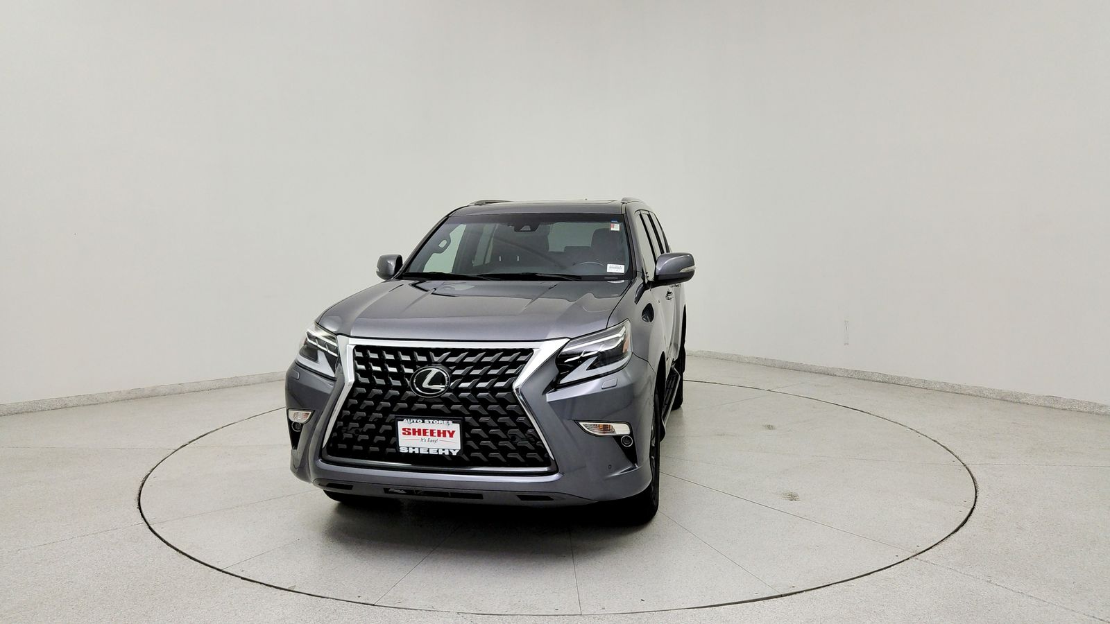 Used 2020 Gray Lexus 460 image 2