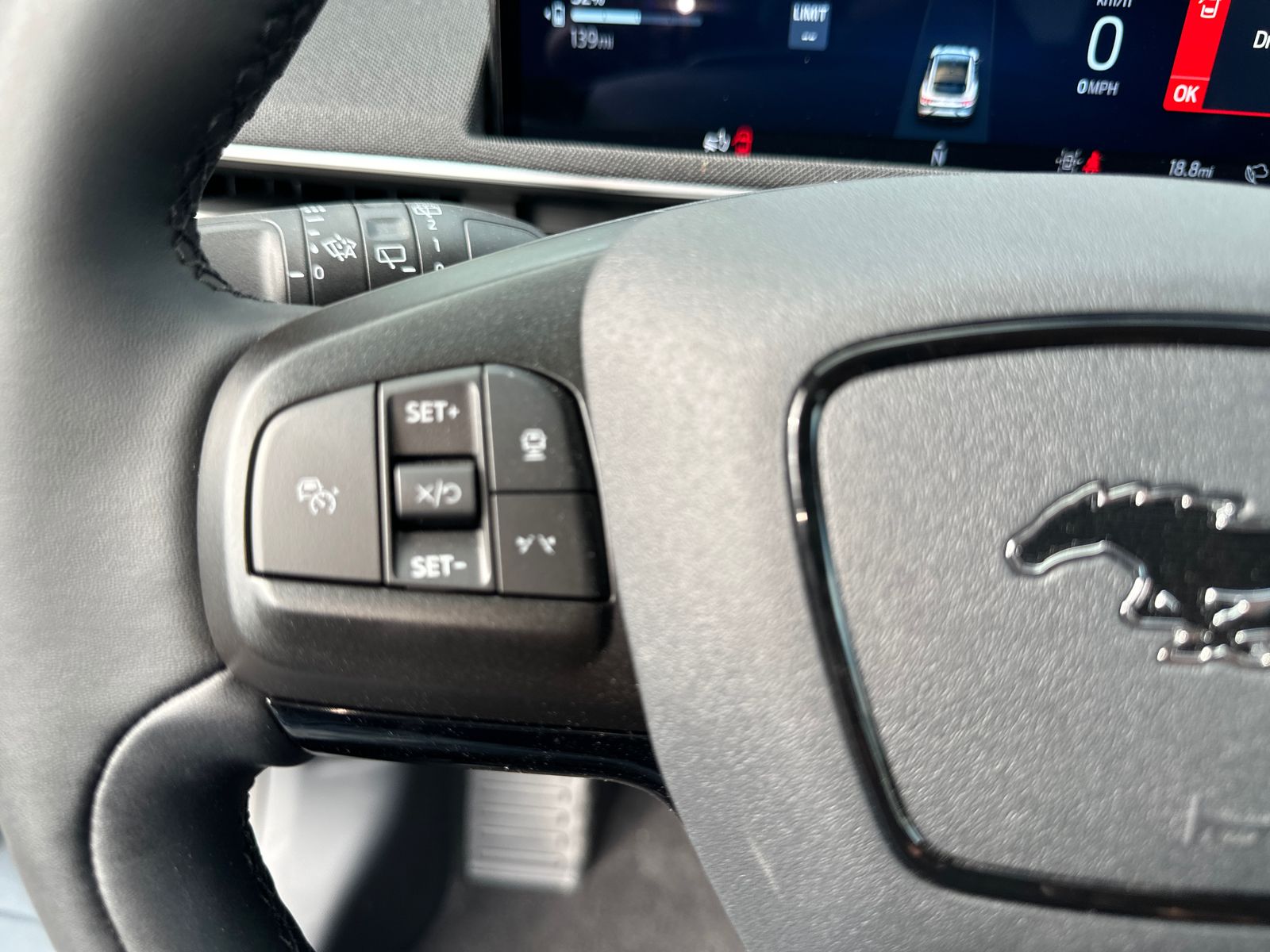 New 2026 Glacier Gray Metallic Tri-coat Ford Select image 27